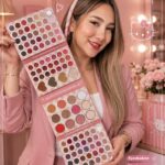 پالت آرایشی 107 رنگ کد 220
